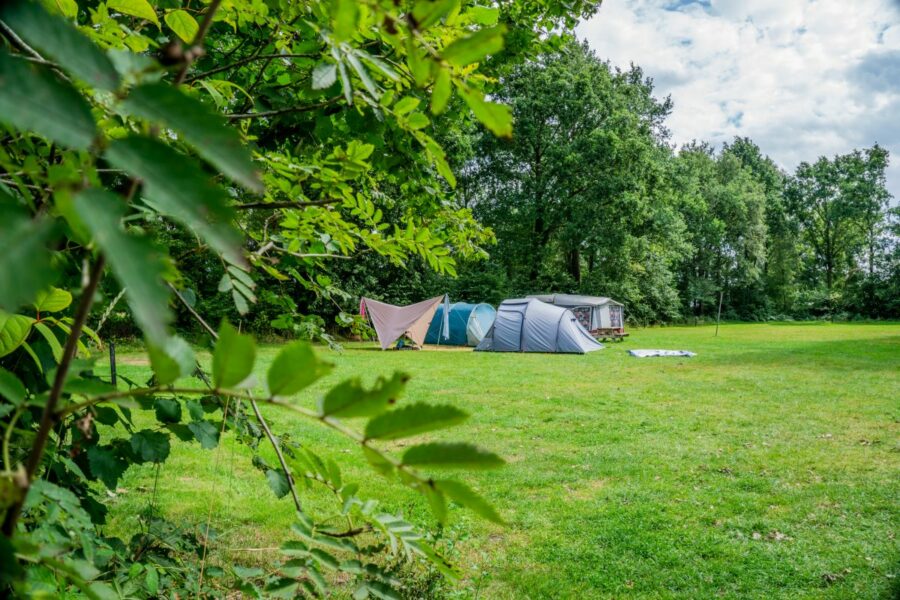Kamperen midden in de natuur