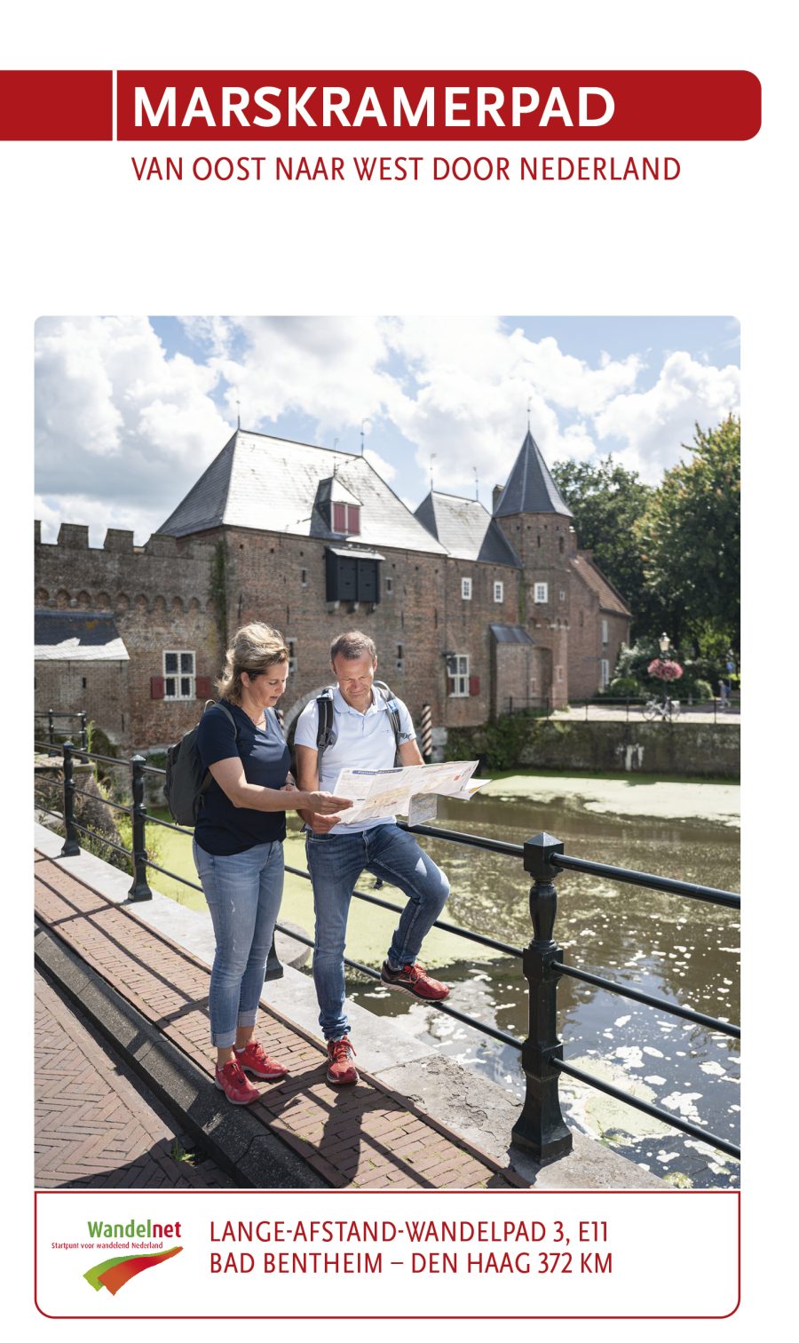 Wandelgids Marskramerpad met afbeelding van een landelijke wandelroute tussen Duitsland en Den Haag, onderdeel van Europese wandelroute E11.